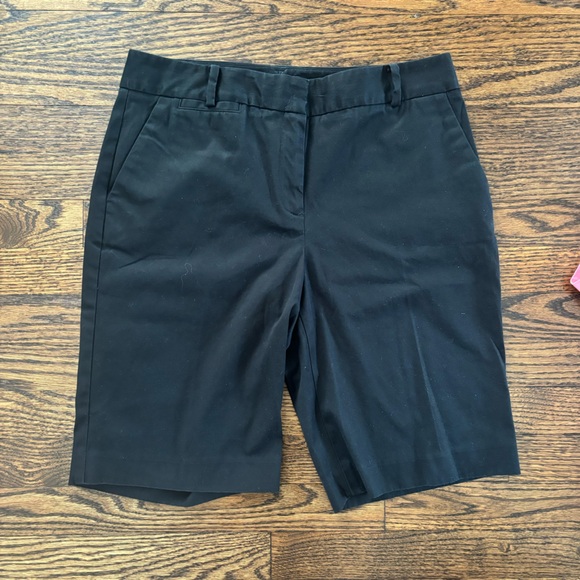 Bundle of Talbots Shorts Size 6 - Picture 4 of 6